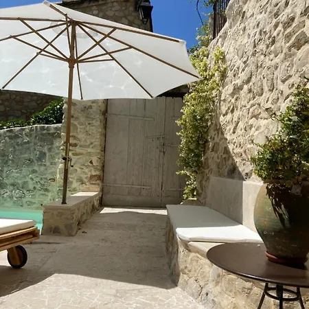 Bed & Breakfast Les Vieux Murs *