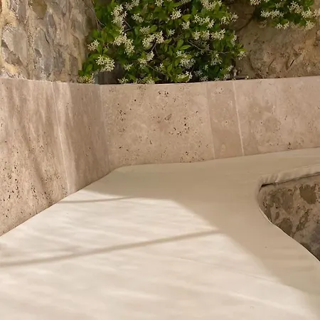 Bed & Breakfast Les Vieux Murs